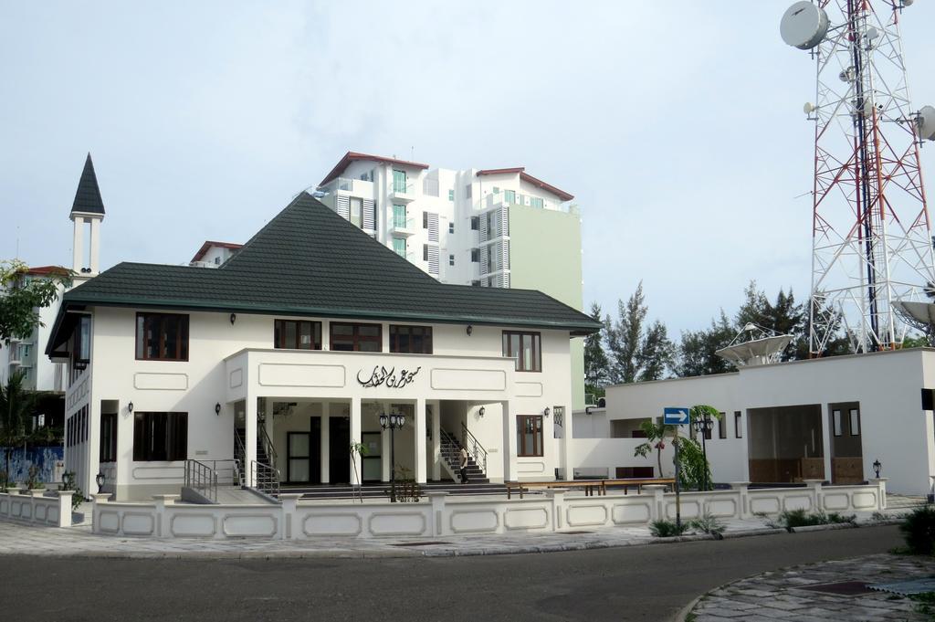 Coral Queen Inn ฮุลฮูมาเล ภายนอก รูปภาพ