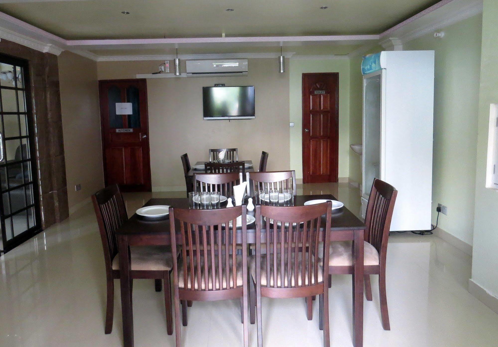 Coral Queen Inn ฮุลฮูมาเล ภายนอก รูปภาพ